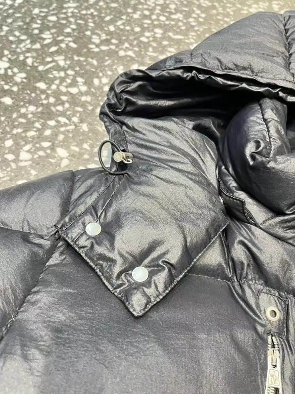 Moncler sz1-5 24cx28 (9)